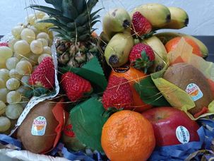 Cesta de frutas grande