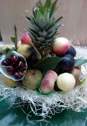 Cesta de frutas para centro de mesa